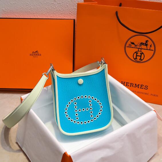 【エルメス HERMES】ネオエヴリンTPM トワルオフィシエ ブルーアズテック×ミント×ヴェールフィズ(100％マシン)